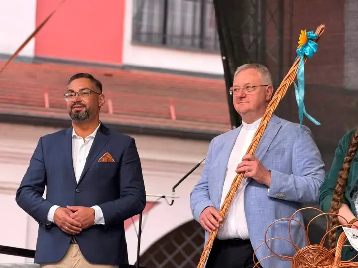 Deszcz nie przeszkodził w zabawie na Festynie Farnym „Warkocz Magdaleny” w Poznaniu