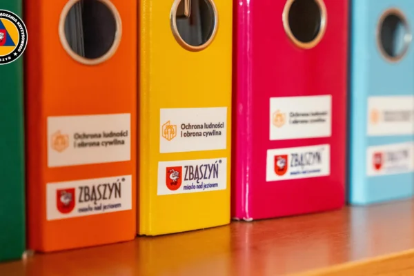 Błyskawiczna akcja ratunkowa na Jeziorze Zbąszyńskim – uratowano ośmioro turystów