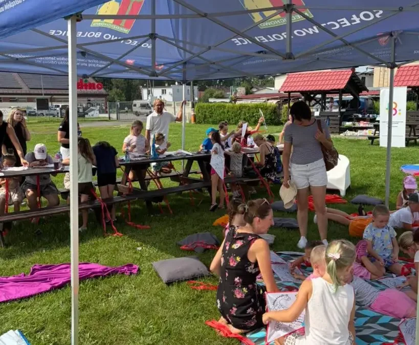 Biblioteka w Trasie w Bolewicach: Festiwal Latawców, warsztaty i zbiórka dla Igi