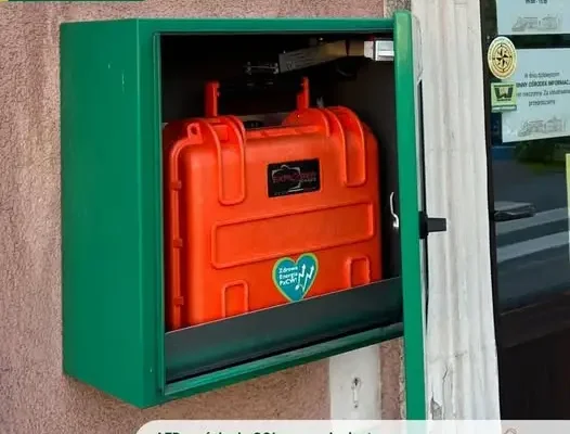 Defibrylator AED w Nowym Tomyślu znów dostępny po serwisie