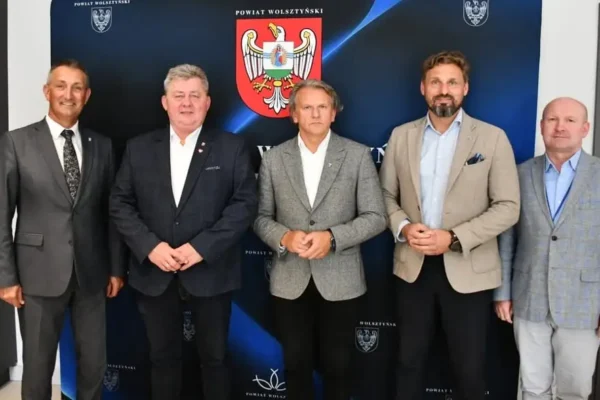 Włodarze powiatu wolsztyńskiego rozmawiali o alarmowaniu i szpitalu