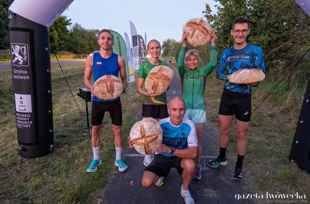 VI Bieg o Bochen Świętochlebowy: sportowe emocje w Lwówku