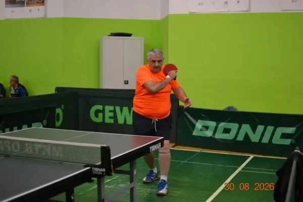 Turniej weteranów tenisa stołowego w Opalenicy – emocje i sportowa rywalizacja