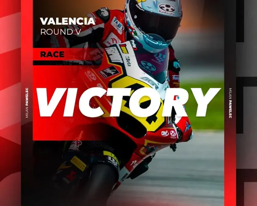 Milan Pawelec wygrywa w Walencji i umacnia się w fotelu lidera Moto2