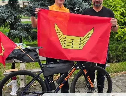 Burmistrz Nowego Tomyśla wspiera młodego rowerzystę w wyprawie do Hiszpanii