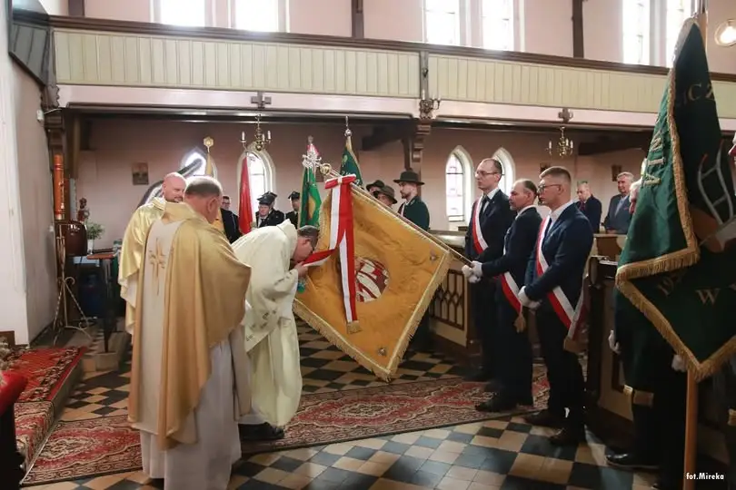 50 lat Koła Pszczelarzy w Kuślinie – jubileusz z nowym sztandarem