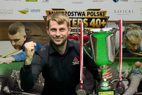 Snookerzyści z Lwówka ze srebrem Drużynowych Mistrzostw Polski Masters 40+