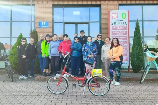 XI Rajd Rowerowy w Gminie Siedlec – rowerzyści pokonali 30 km dla zdrowia i trzeźwości