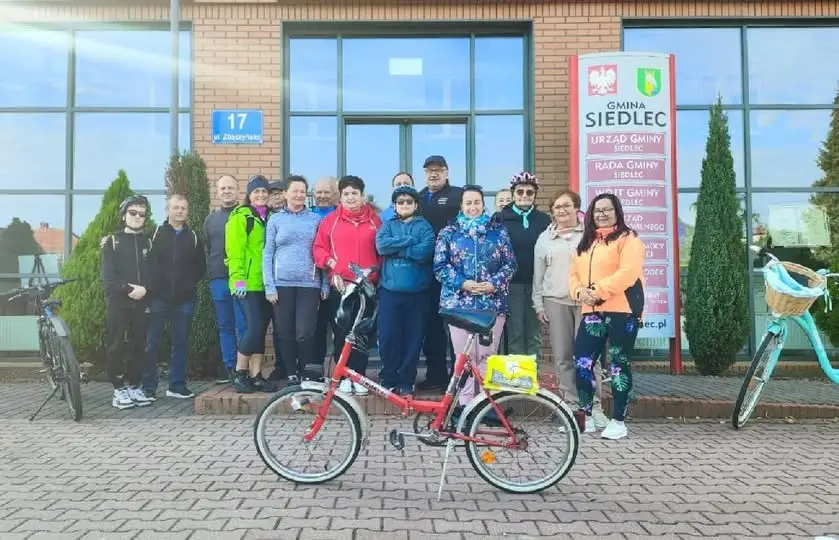 XI Rajd Rowerowy w Gminie Siedlec – rowerzyści pokonali 30 km dla zdrowia i trzeźwości