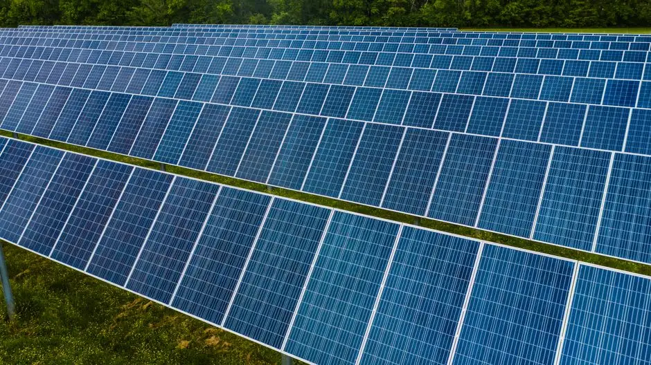 Nowy Tomyśl: decyzja o warunkach zabudowy dla farmy fotowoltaicznej 10 MW w Borui Kościelnej